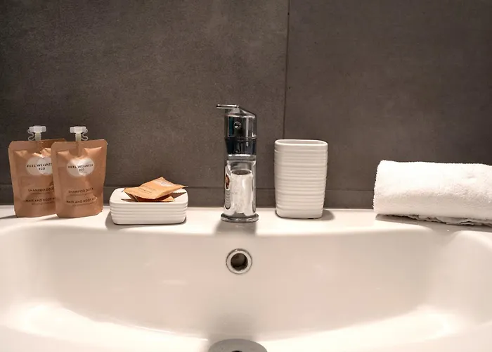 Chic And Exclusive Apartment *